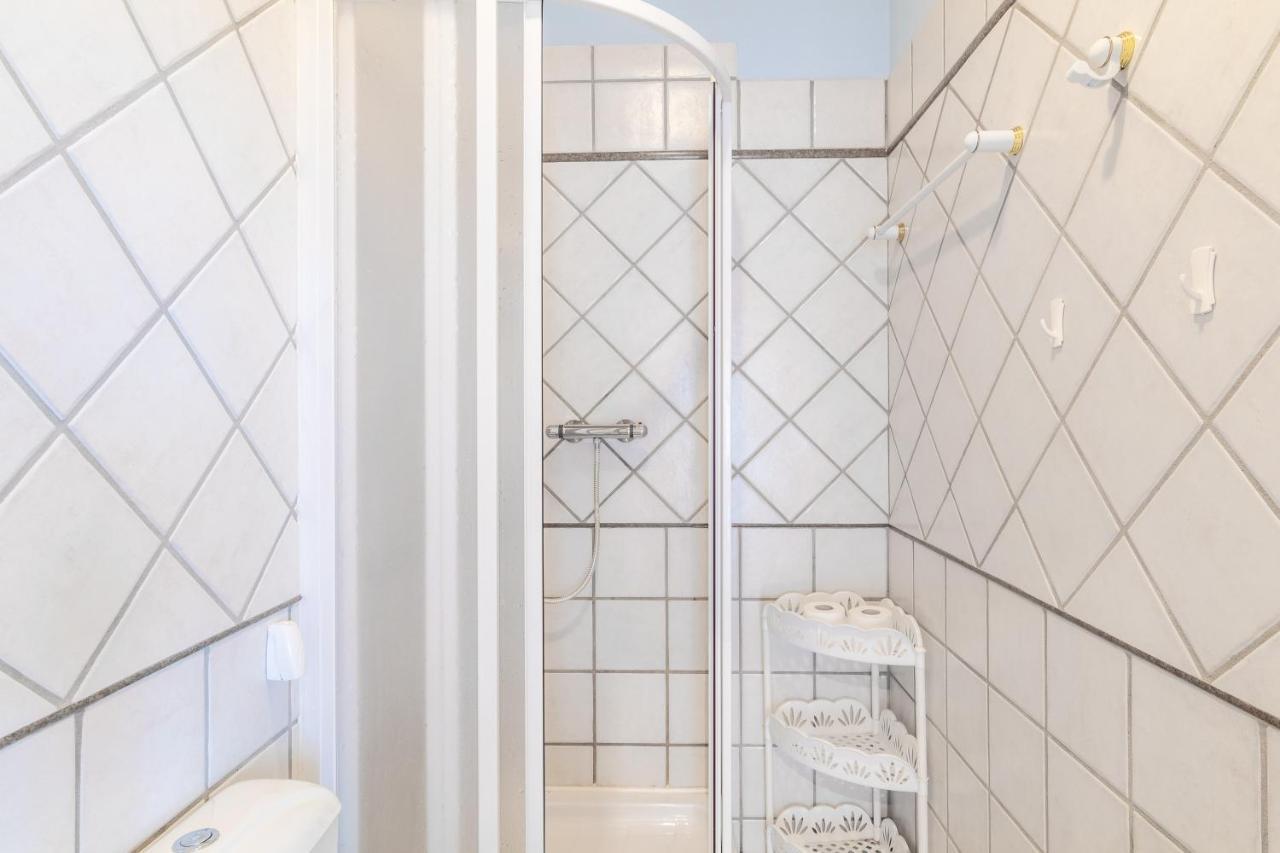 Farma Slunecny Dvur Apartmany A Family Stany Strecha Pod Strechou Hermanuv Mestec Bagian luar foto